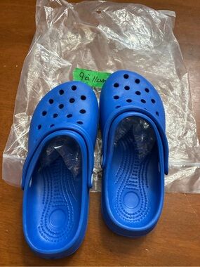 Kids Lightweight Slip-On Sandals - Blue